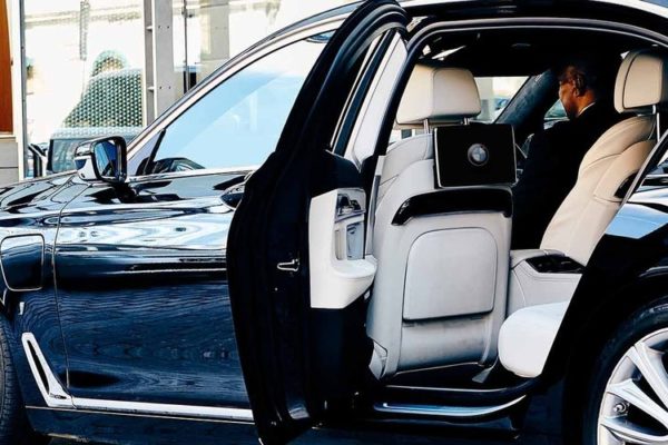 airport-transfer-hero